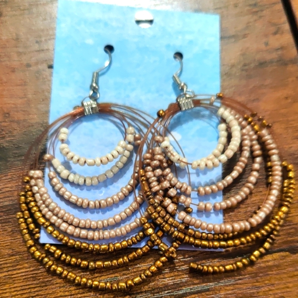 🌷 Brown Cream And Bronze Seed Bead Earrings